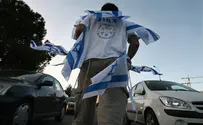 Israel news photo: Flash 90 MK Feiglin: I Started Flag-on-Car Custom