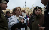 Israel news photo: Flash 90 Conflict at Kotel as Women of the Wall Hold Prayers