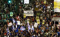 אלפים הפגינו, עימות ליד ביתו של שלום