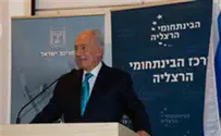 הנשיא פרס: "אין לתת יד לפשרה בנושא השחיתות"