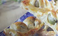 Pashut Taim Israel-US Recipes: Olive-Pastry Snacks