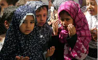 Flash 90 Hamas Upset with Textbooks that Recognize 'Zionists'