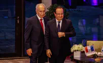 Hollande: Iran Must Give Up Nukes 'Forever'