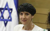 "עוד בתקופת היוונים נלחמנו על הזהות"
