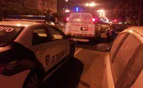 צפו: חרדים הציתו ניידת משטרה