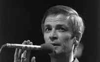 Legendary Singer Arik Einstein Dies at 74