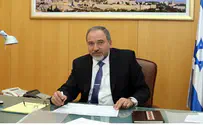 Liberman: Israel-PA Dialogue May Fail, But Important to Continue
