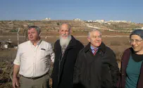 Hevron Area Farmer: Arabs Out to Kill Me