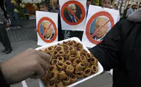 Palestinians Celebrate Death of Former PM Sharon