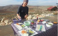 Akiva Novick Despite Attacks Esh Kodesh Keeps Rolling Sushi