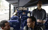 Flash 90 Quietly, Migrants are being Returned to Detention Facility