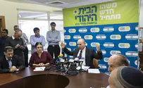 "המחמאות האמריקניות מסנוורות את ליברמן"