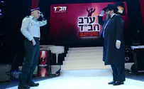 חב"ד - מצדיעים ומתגייסים