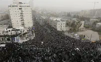 חב"ד מציגה: מהדורה ל'תניא' בתהלוכת הילדים