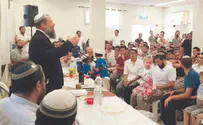 חיים בחסד