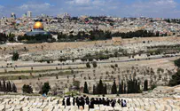  הציונות הדתית עולה לקבר הרצי"ה