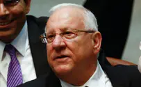 בתנועות המקדש מחבקים את ריבלין