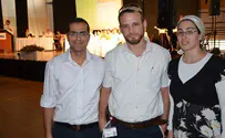 חתן התנ"ך וסגנית חתן התנ"ך שהתחתנו