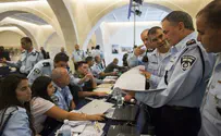 MK Calls to Wait on Police Inquiry Until After Boys are Found