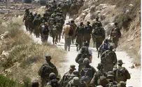 Ya'alon Denies IDF to Scale Back Hamas Crackdown After Pressure