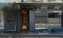 3 תחנות הרכבת הקלה הושחתו והוצתו