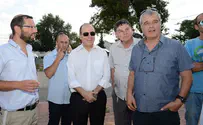 שר התשתיות: מחירי החשמל והמים יירדו