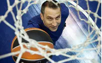 Wounded IDF Soldiers Cheered in NBA-Israeli Exhibition Game