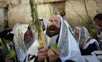 אלפי מתפללים בכותל המערבי