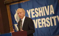 Lieberman Reflects on Career and Future of Jewish Politics 