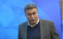 Peretz Submits Bill to Prevent Bennett from Becoming PM