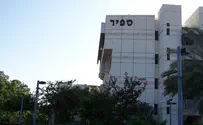 אקרט סוסנבורגר. מתוך ויקיפדיה העברית הסתה וגזענות או חופש ביטוי ומחשבה?