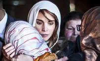 Jordanian Queen Joins Anti-ISIS March for Murdered Pilot