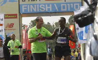 המנצח במרתון ירושלים: דאבי טדסה מאתיופיה