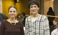 'המילה הטובה' - חלק שישי - עדיין מפרגנים