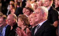 פלאש 90 פרס ישראל לשירה - למשורר ארז ביטון