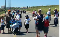Hundreds March in Solidarity with Terror Victims' Families