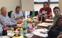 Likud, Jewish Home Mull Dethroning Leftist 'Junta'