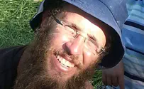 "כולו נתינה ושמחה"  