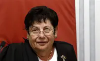 "וָאֱהִי לָהֶם לְמִקְדָּשׁ מְעַט"
