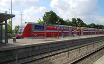 כץ: נאפשר לחיילים לנסוע בימי א' ברכבת