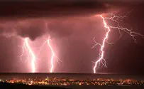 Shocking: Rare Airplane Lightning Strike Caught on Camera