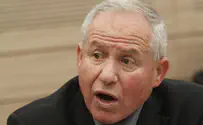 Flash 90 Increased Security for MK Dichter after Threats