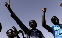 Law on 'infiltrators' passes first reading