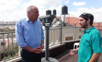 הפורעים מרימים ראש     