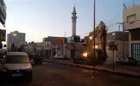 Watch: Security Forces Rescue US Jews from Hevron