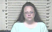 'Kim Davis – Like Jews Under Nazis'