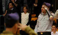 Soldier Who Lost His Arm Runs Berlin Marathon