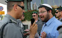 אסור לומר 'עם ישראל חי' בהר הבית?
