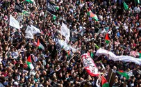Правительство противоречит само себе