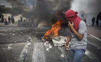 Raw footage: Undercover IDF soldiers take on Arab rioters